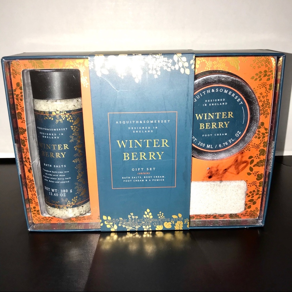 Asquith & Somerset Winter Berry New Bath Gift Set